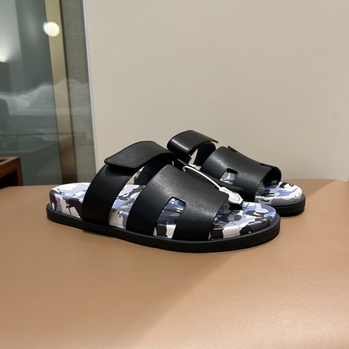 Herme* Sandal118