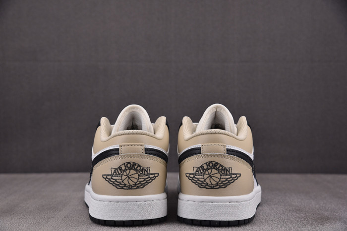 Air Jordan 1 Low