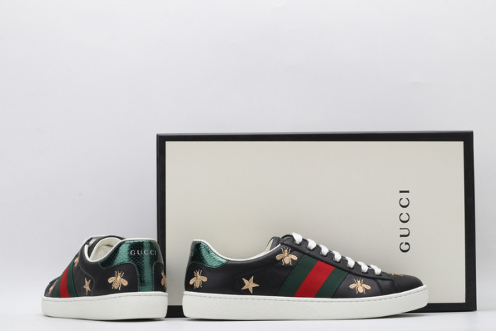 G*u*i* trainer sneaker50